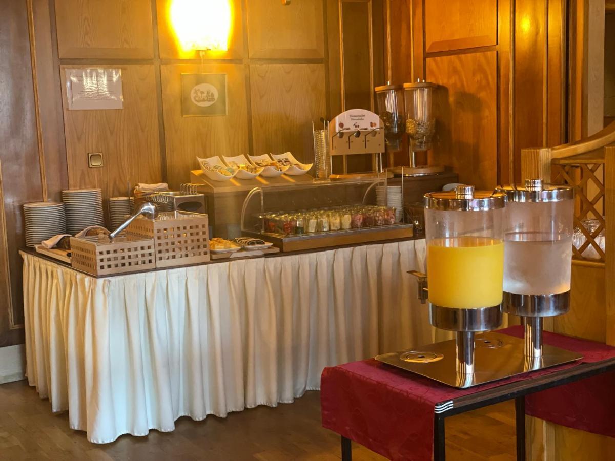 Gasthof Roderich Hotel Langenzersdorf Buitenkant foto